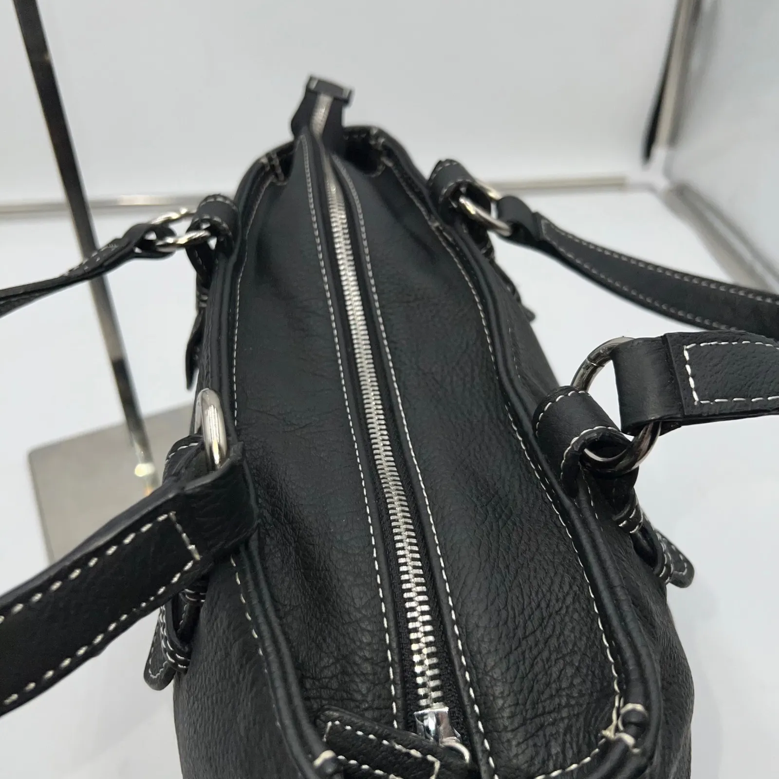 AmeriLeather Black Textured Leather Tote Bag Top Handle Silver Hardware - Image 9