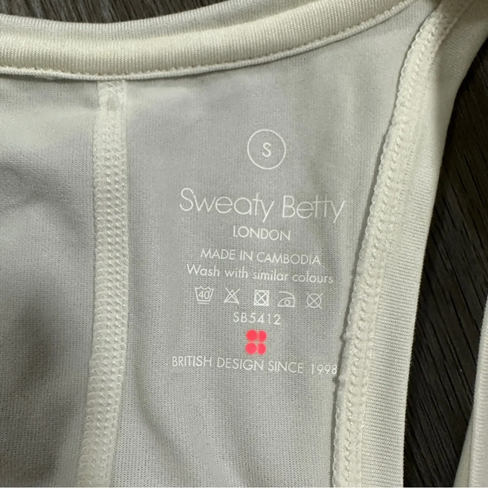 Sweaty‎ Betty Off White Sleeveless Scoop Neck Activewear Tank Top Size S - Image 5