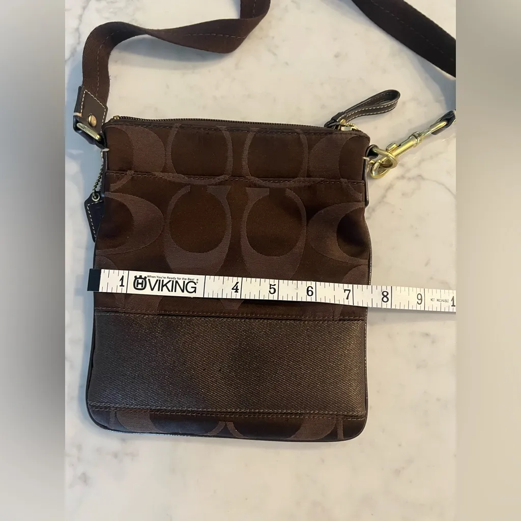Coach Crossbody Rambler Bag Purse Brown Handbag Classic Beauty 8.5" X 7.5" EUC - Image 3