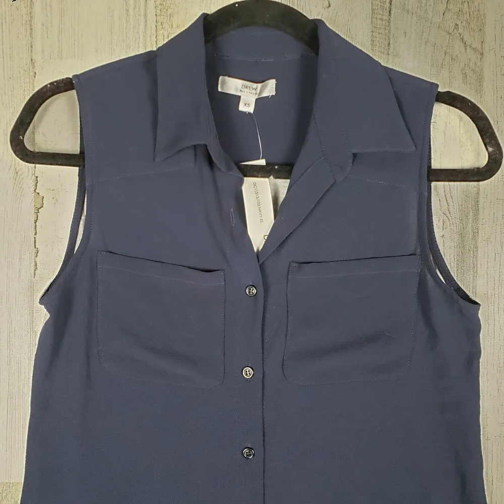 NWT Drew Navy Blue Heathered Gray Button Down High Low Top Women's Size XS - Image 2