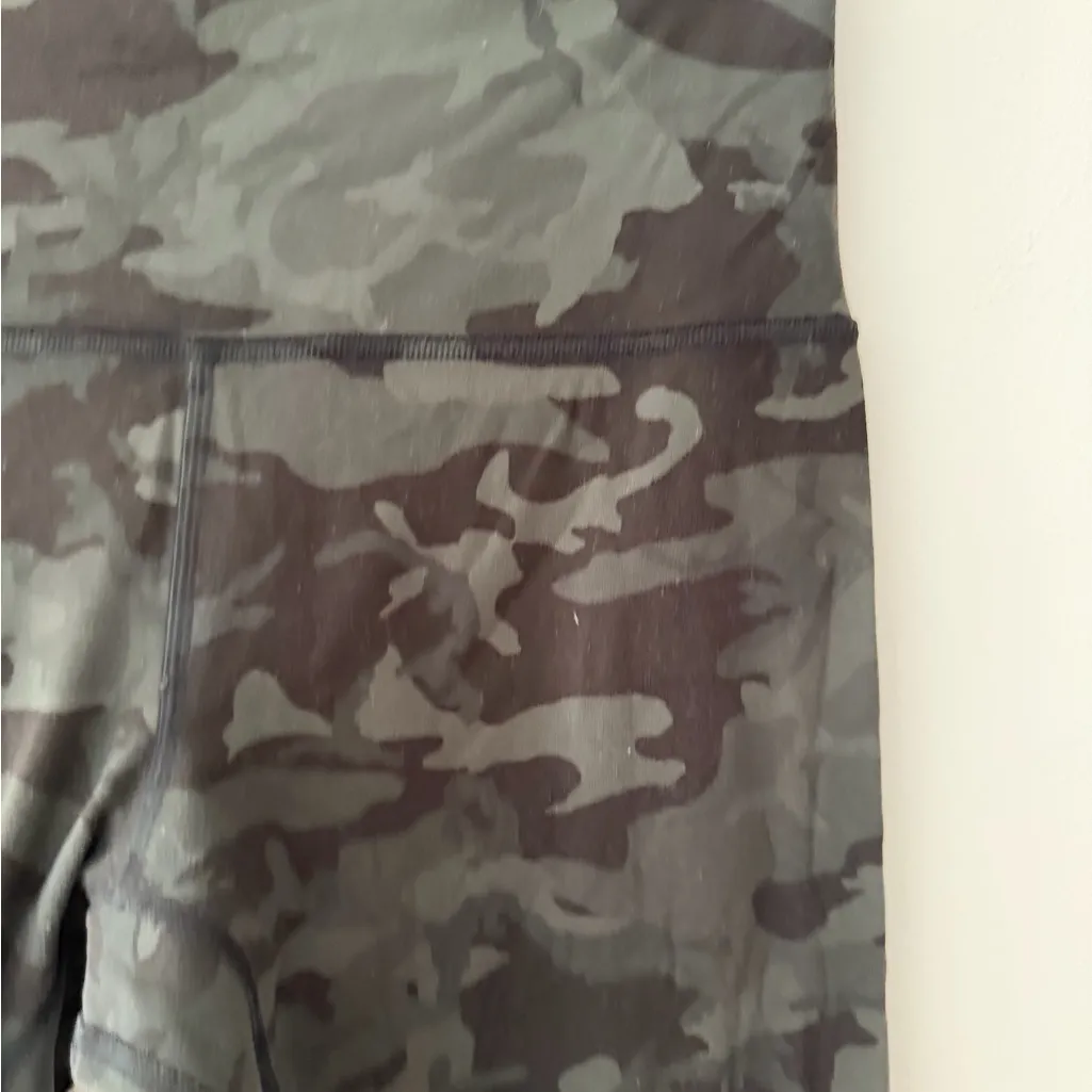 Lululemon Align Crop *21" in Incognito Camo Multi Gator Green (First Release) 8 - Image 16