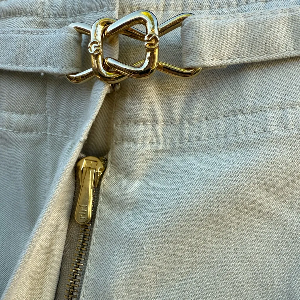 St. John Sport Cream Wide Leg with Gold Hardware Classic Pants Women’s Size 6 - Image 7