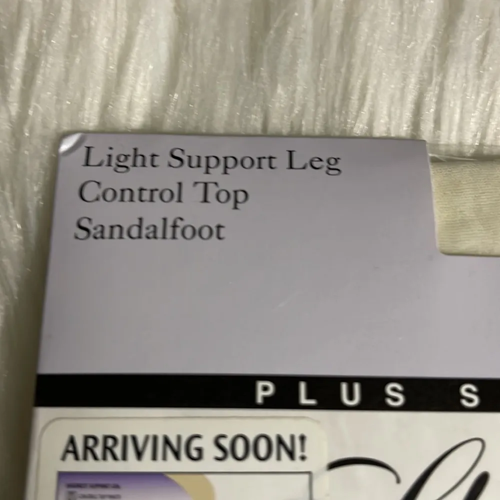 Worthington Sheer Caress Sheerest Support Pantyhose Light Support Bone Short - Image 6