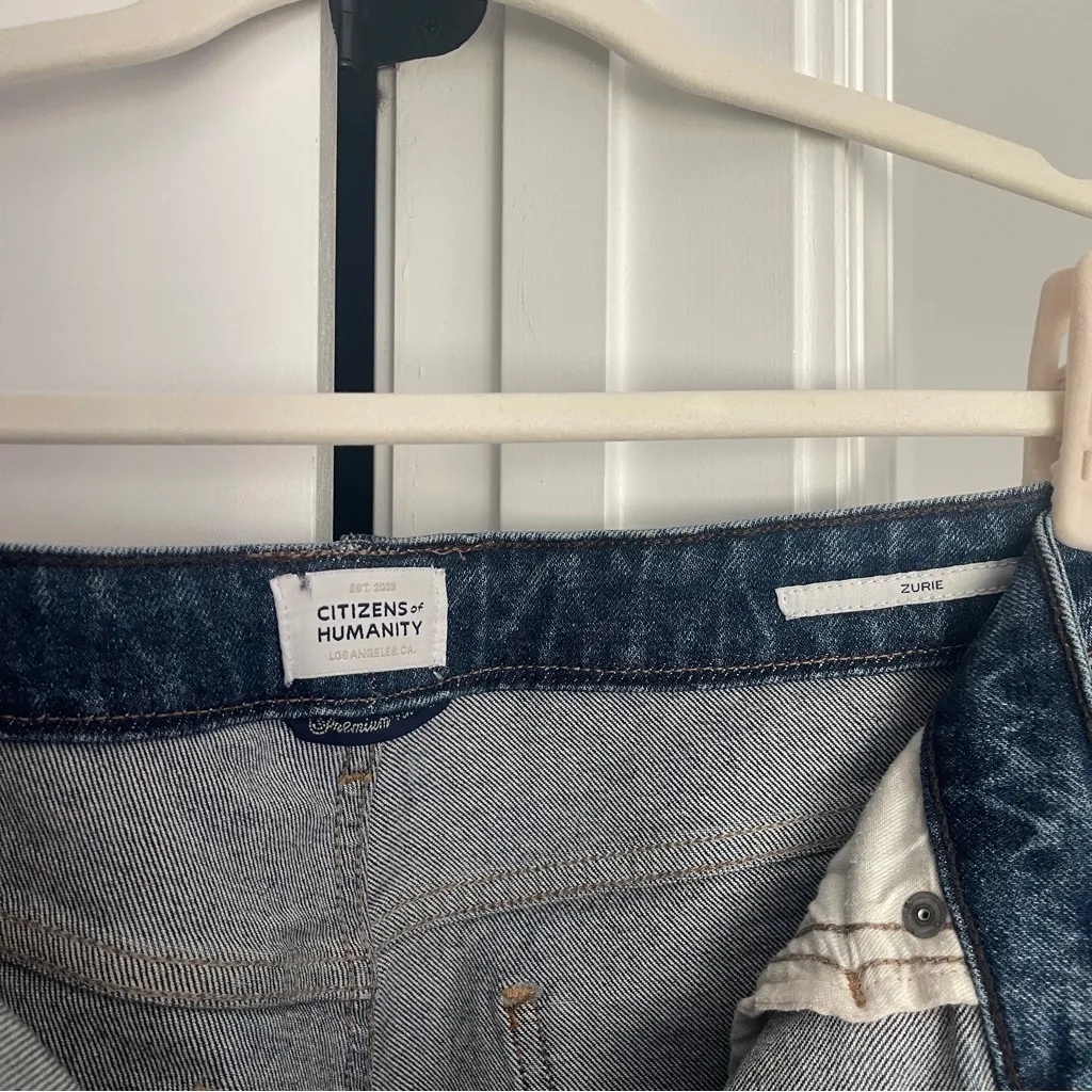 Citizens of Humanity High Rise Straight Leg Zurie Jeans Garnish Wash - Image 3