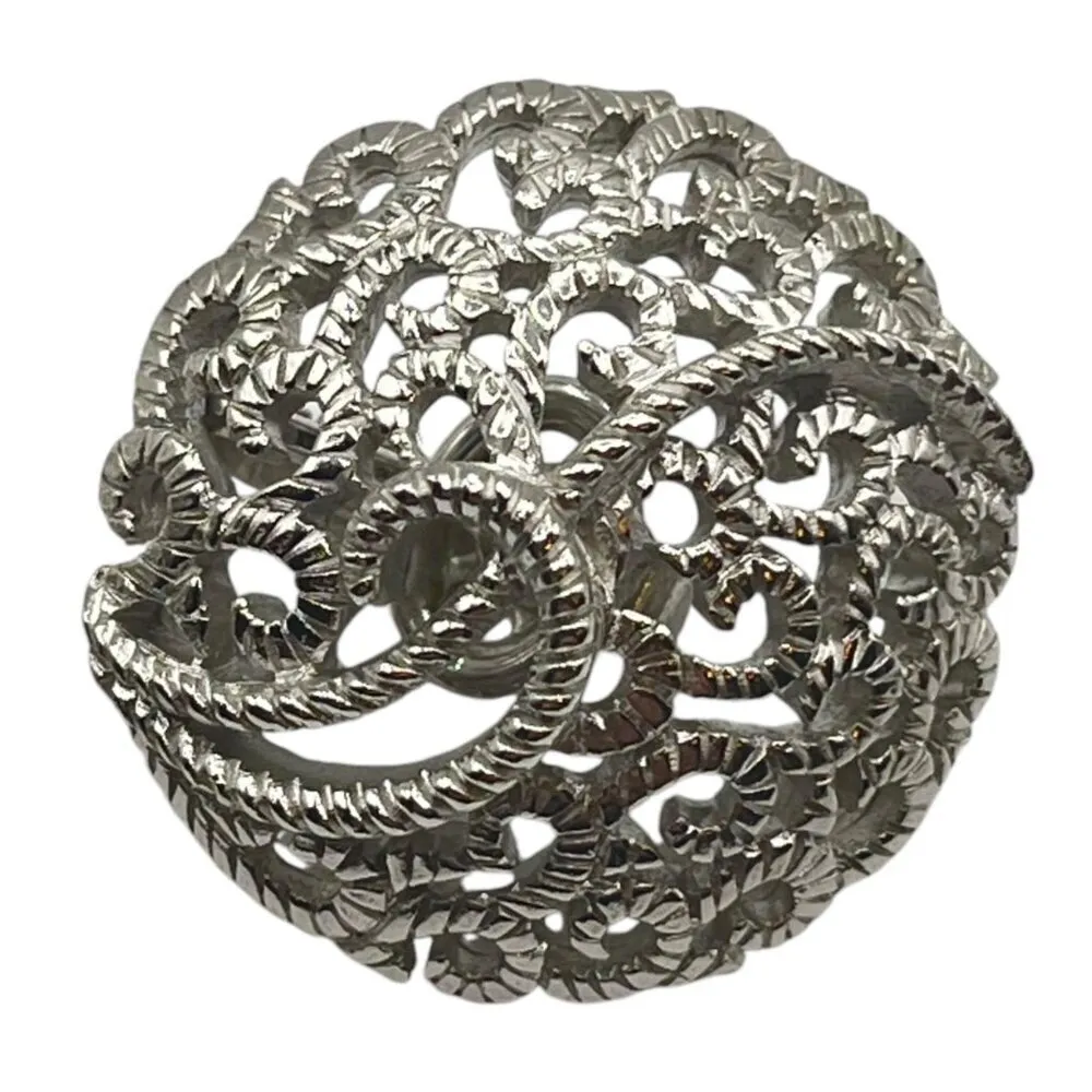 Vintage Trifani Silver Tone Elaborate Etched Swirl Clip On‎ Earrings Elegant - Image 3