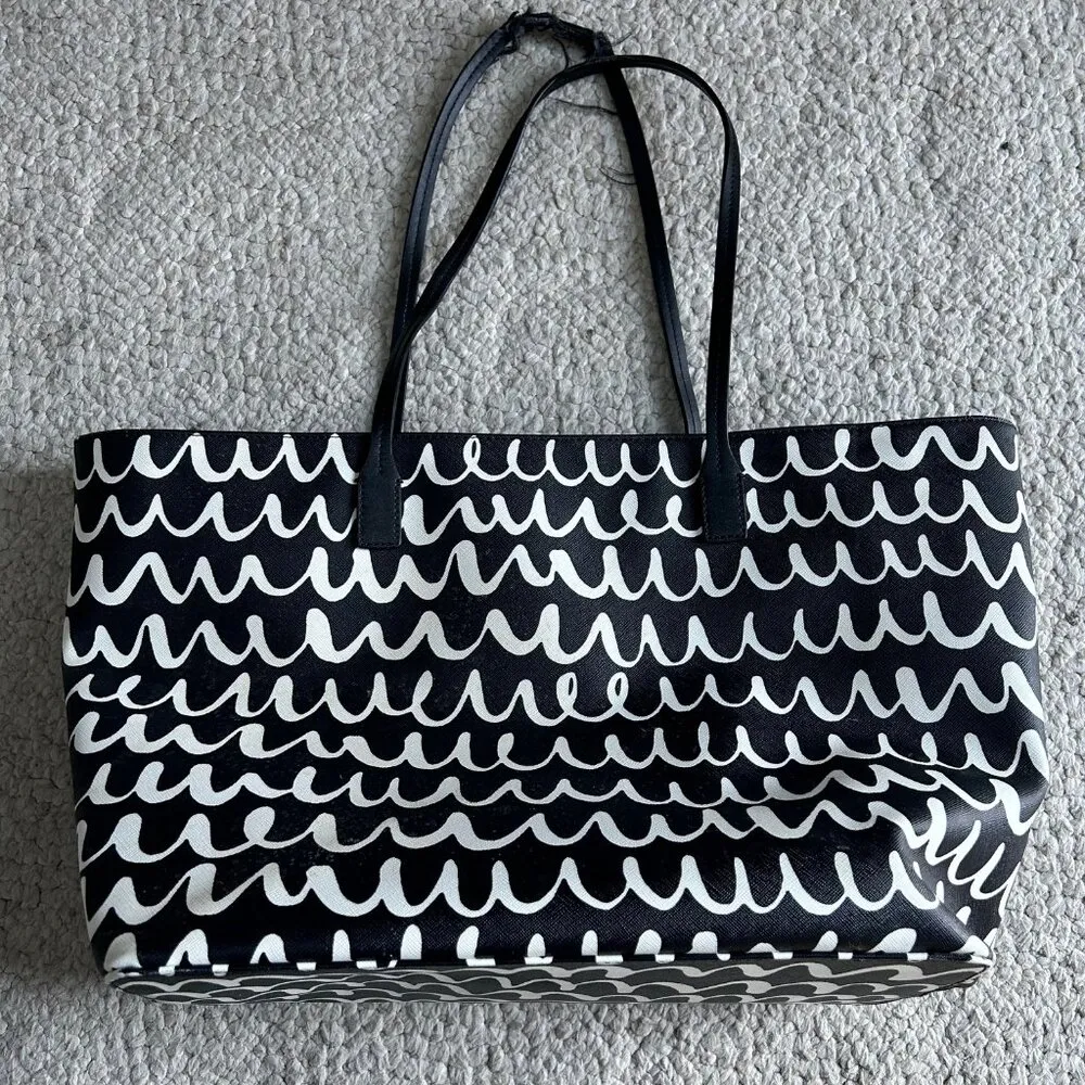 Kate Spade Shore Street Margereta Tote Black and White **Damaged Strap** Zip top - Image 3