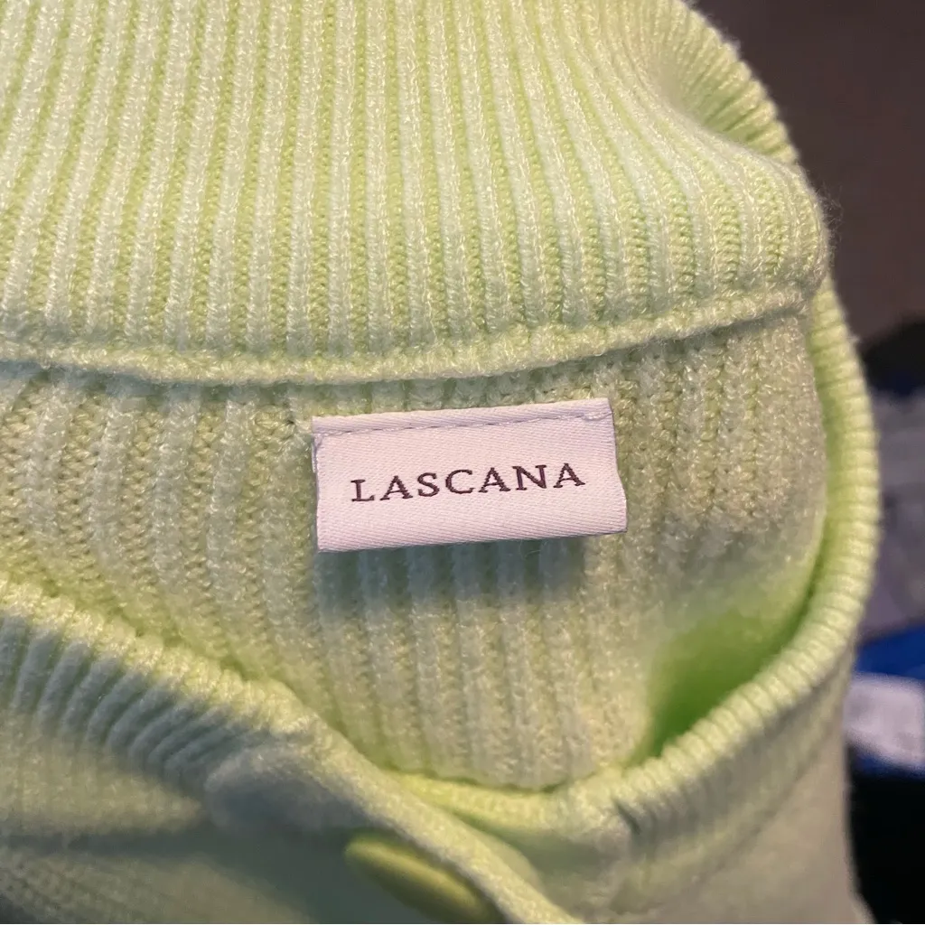 LASCANA Lime Green Pullover Sweater with button front detail Size 6 - Image 10