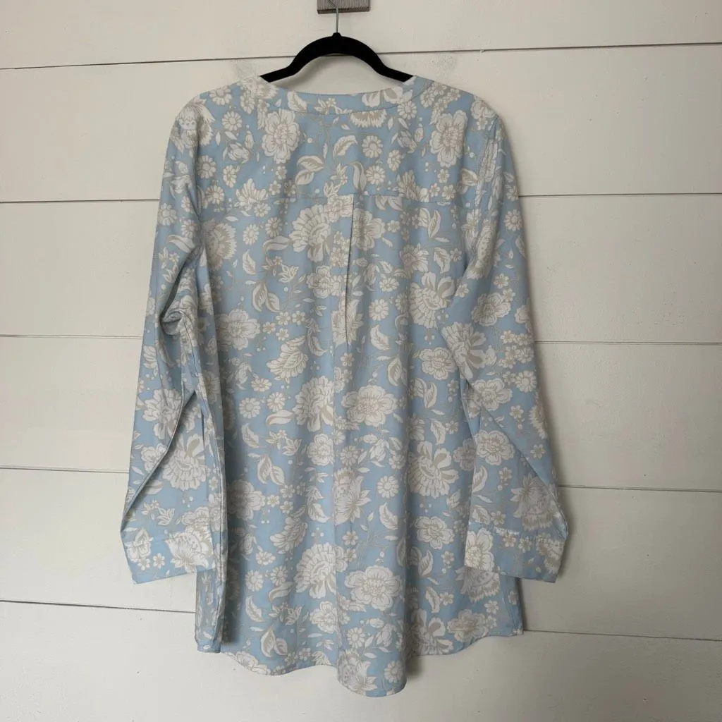 D&Co Women’s 1X Blue Cloud Blouse Top Plus Size - Image 3