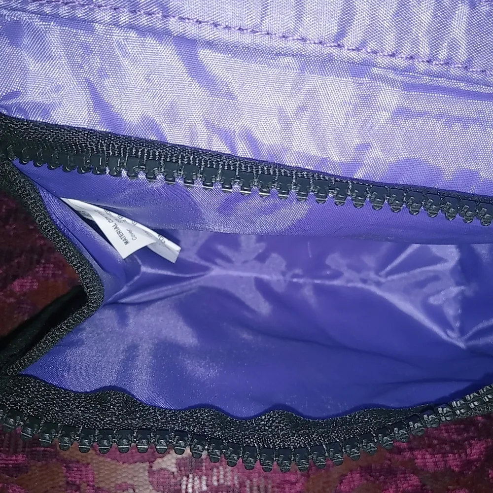 Jo & Jo Australia Mirrored Cosmetic Clutch Bag Black - Image 3