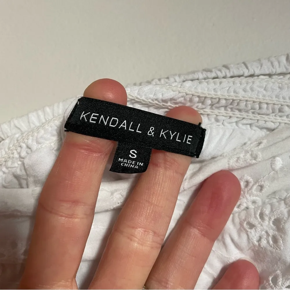 Kendall & Kylie White Eyelet Mini Skirt - Image 3