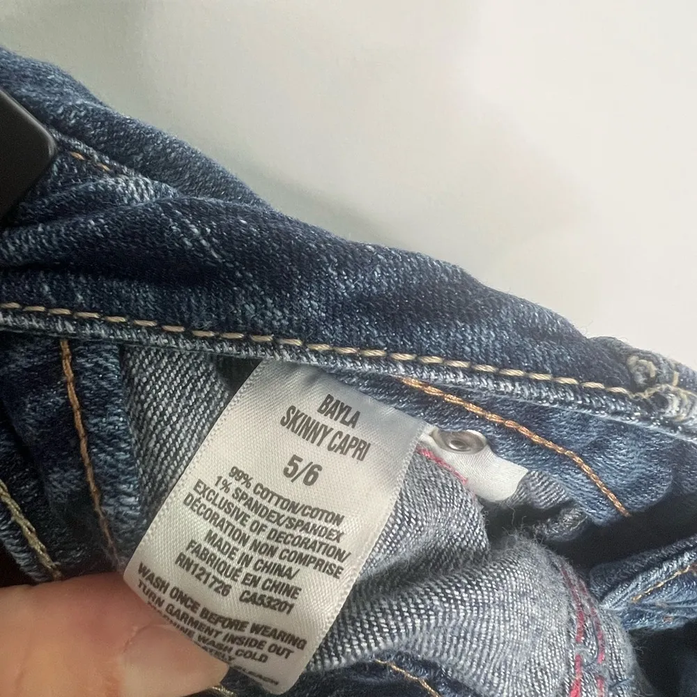 Aeropostale  Capris - Image 3