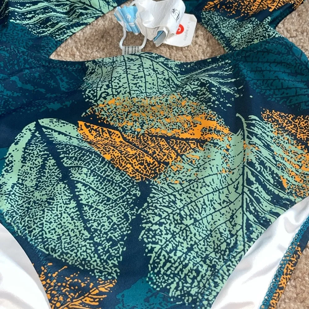 Cupshe One Piece Swimsuit - Blue and Orange Leaf Print size medium swim wear NWT - Image 4