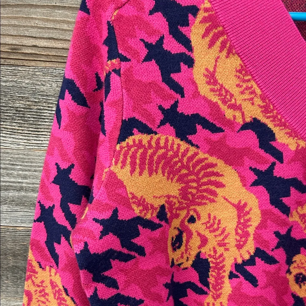 Alden Adair Aspen V Neck Sweater in Party Prowl Size Small NWT Pink - Image 4