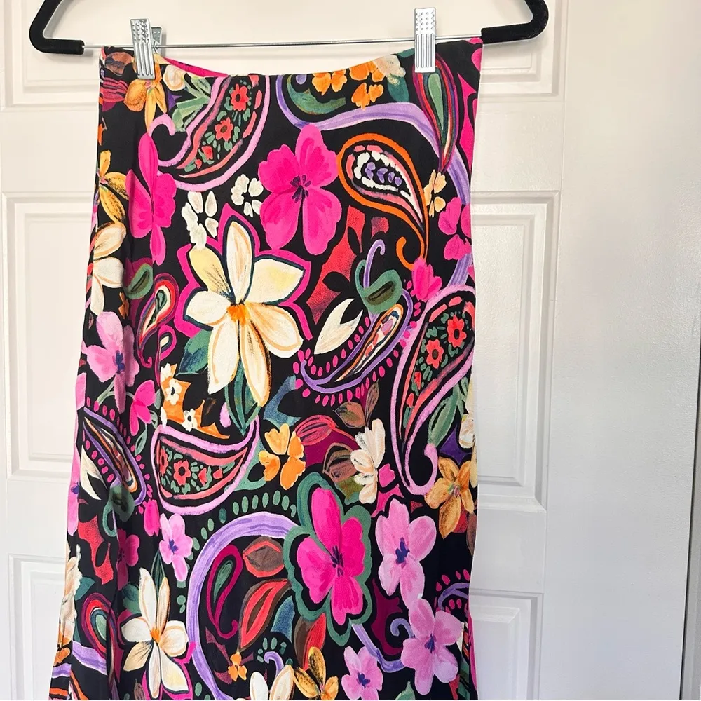 Fifteen Twenty Mia Bias Floral Midi Skirt, Black multi Size Small - Image 3