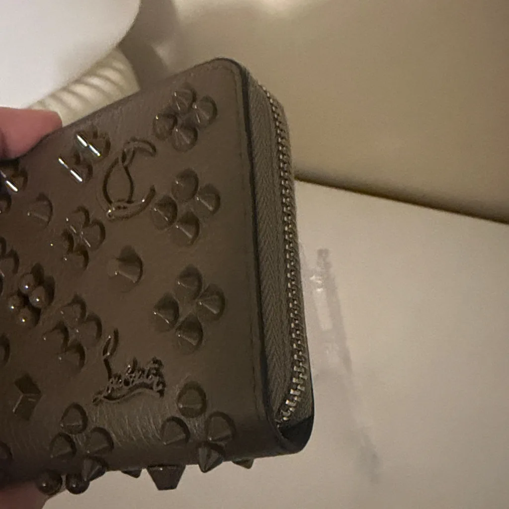 Christian Louboutin Panettone Calfskin Wallet Full Inclusion & COA - Image 5