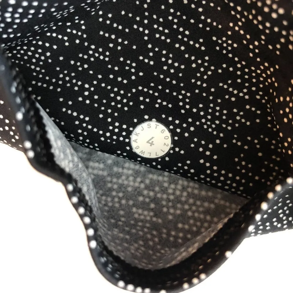 Lululemon Womens Fast Free Crop II Nulux 19" Salt Alpine White Black Size 4 - Image 4