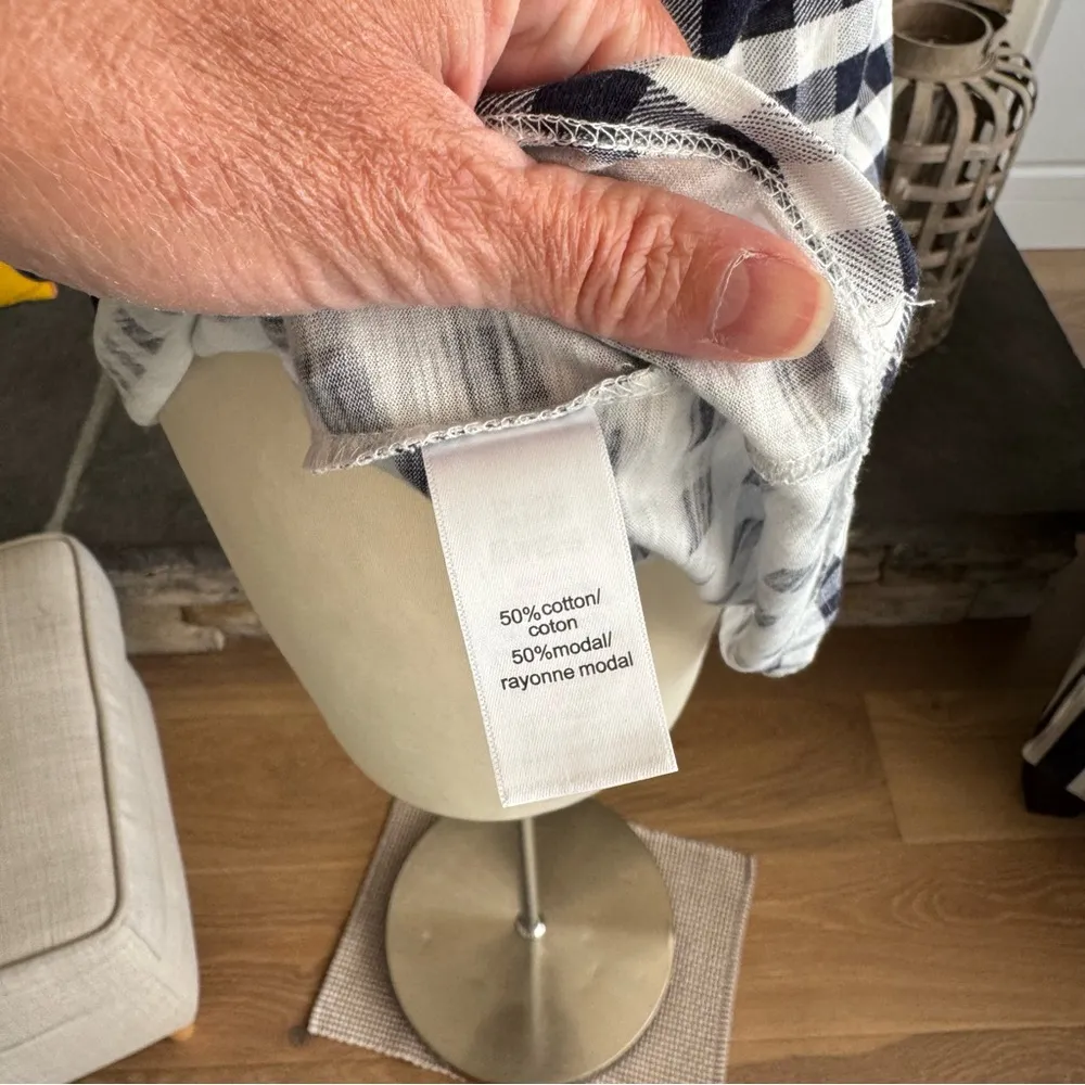 Maurices Black and White Checkered Short Sleeve Top - Image 6