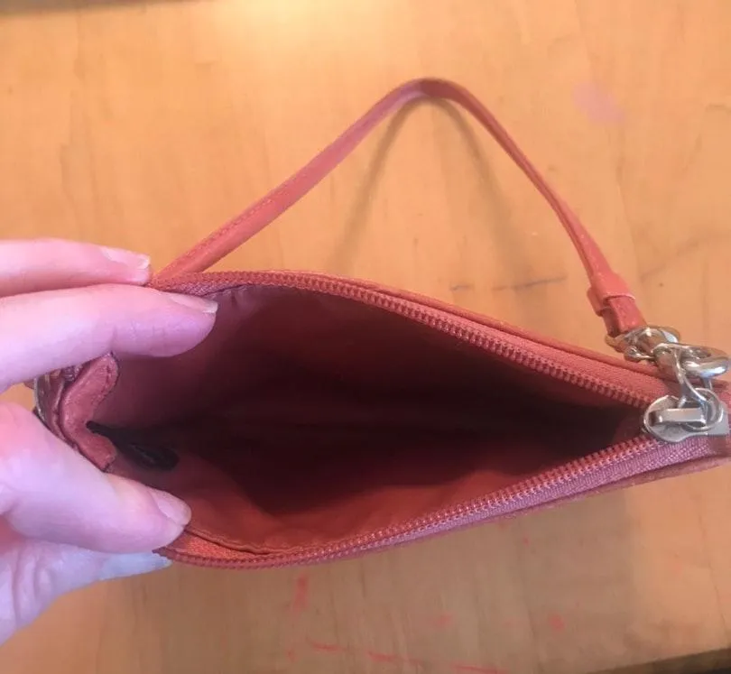 Coach Wristlet Coral - Image 3