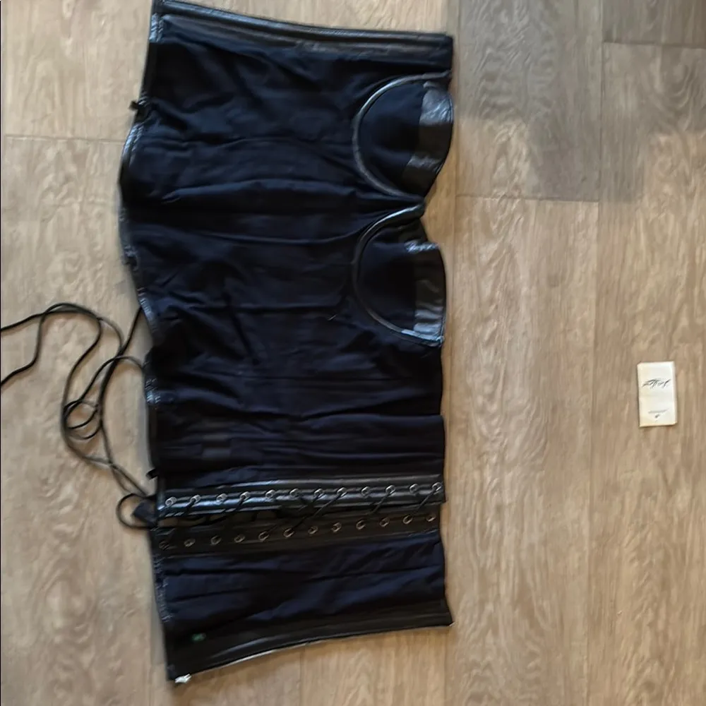 Black Leather Studded Corset Top Size 30 - Image 3