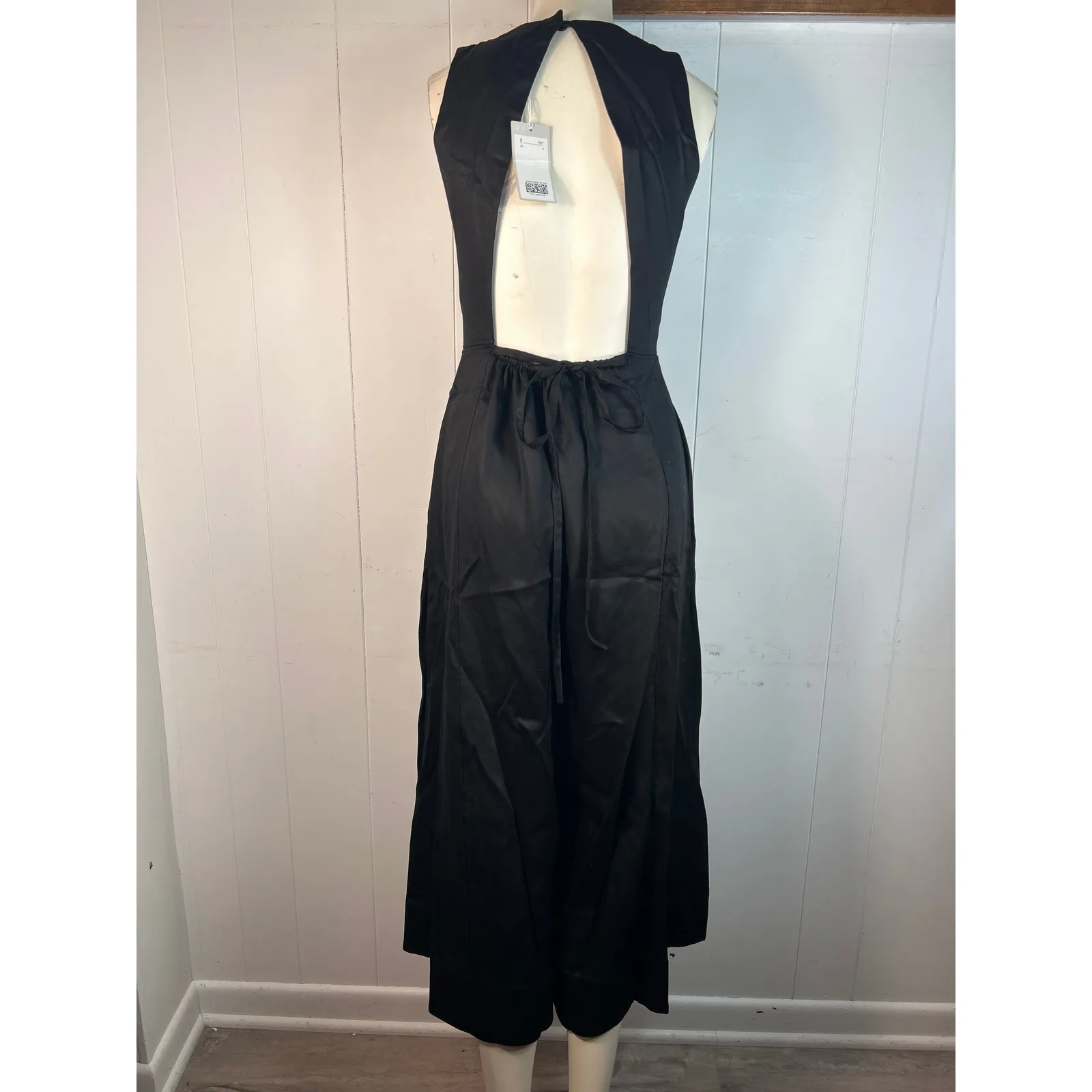 COS Black jumpsuit with Open Back and Wide Leg and adjustable waist. NWT. Size 4 - Image 4