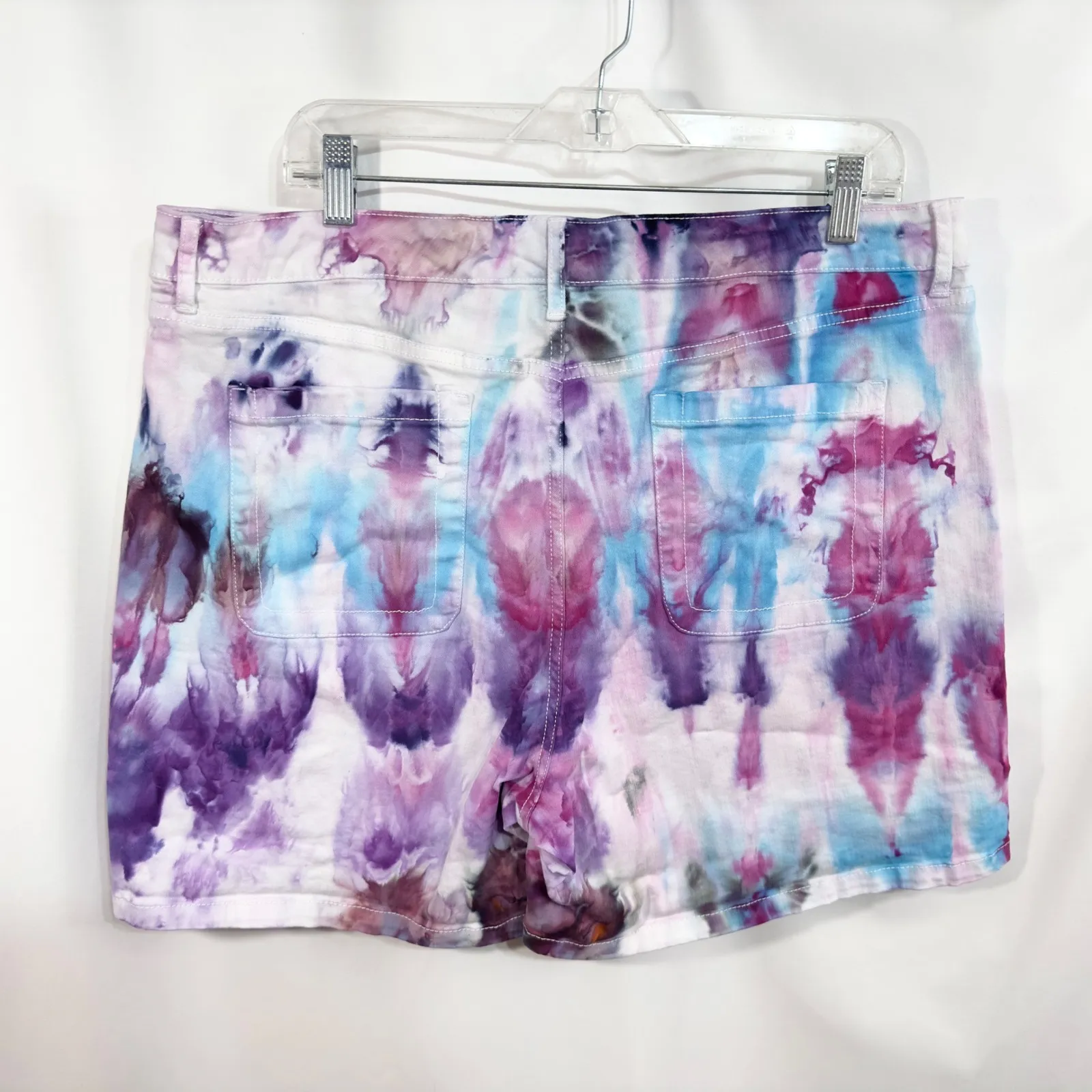 Gloria Vanderbilt Plus Sz 18 Denim Shorts Handmade Tie Dye Purple Pink Blue‎ 944 - Image 2