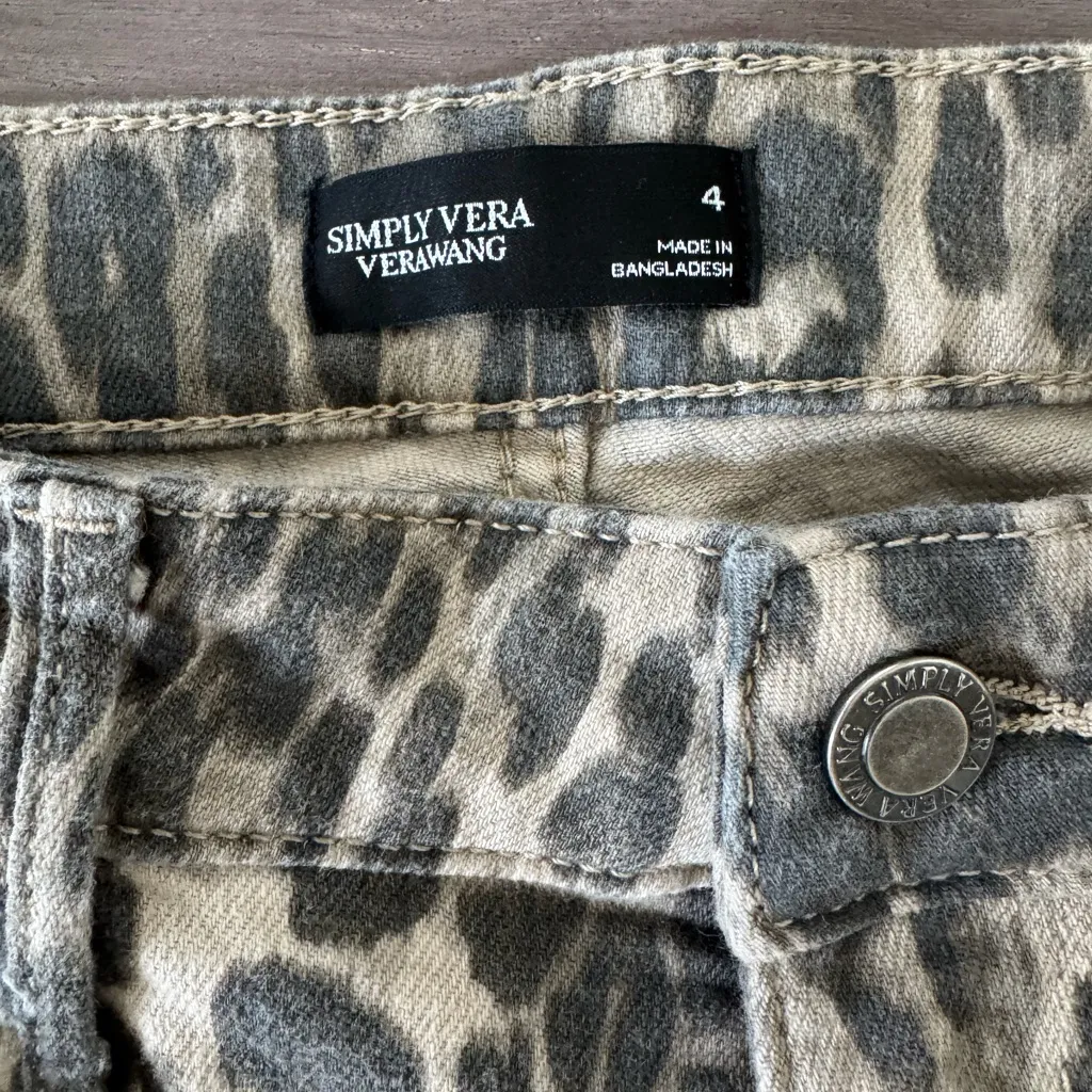 Simply Vera Vera Wang Black & Tan Leopard Print Women's Jeans straight leg sz4 - Image 10