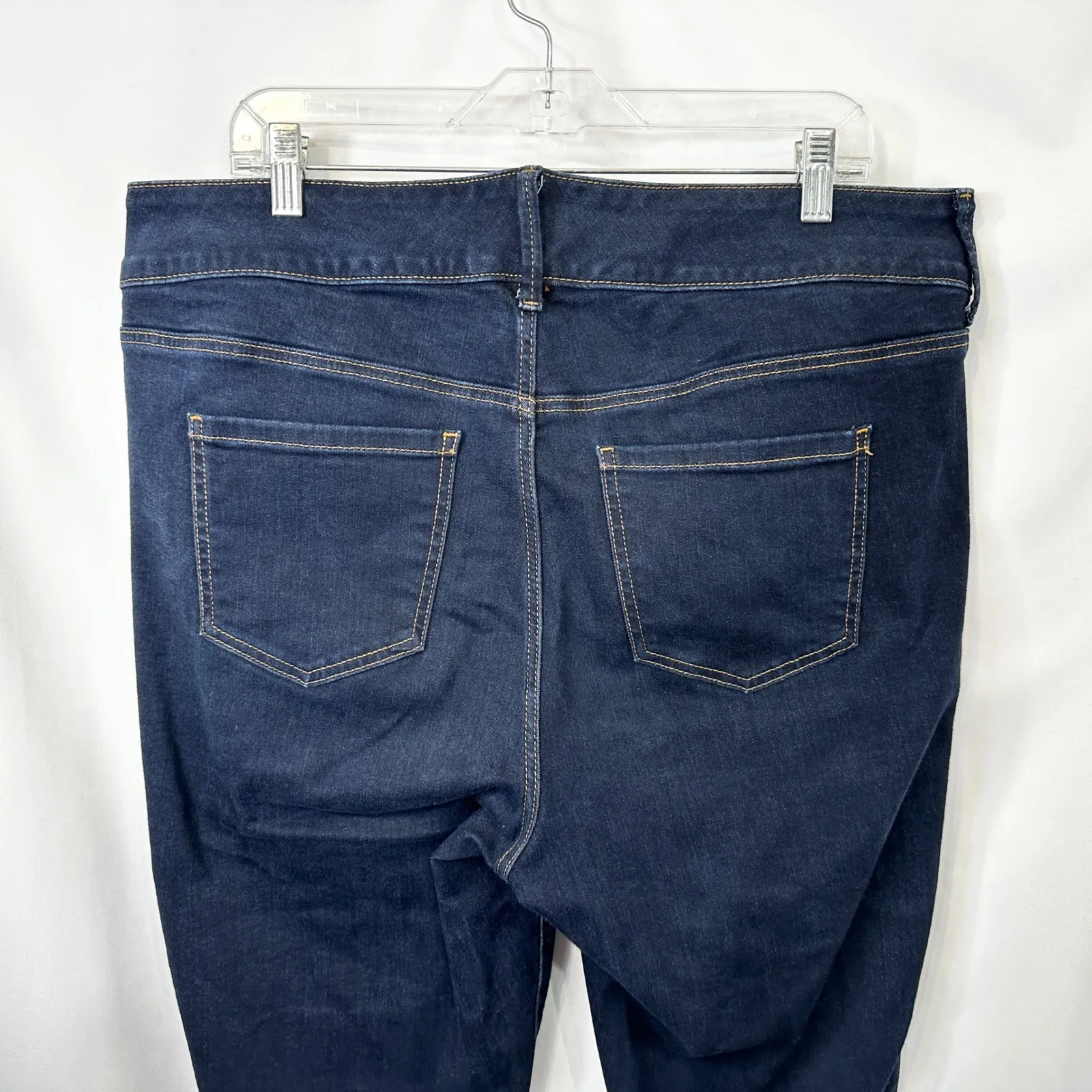 Torrid Plus Size 18 Capri Jeans Cropped Ankle Skinny Jegging Super Soft Blue 543 - Image 4