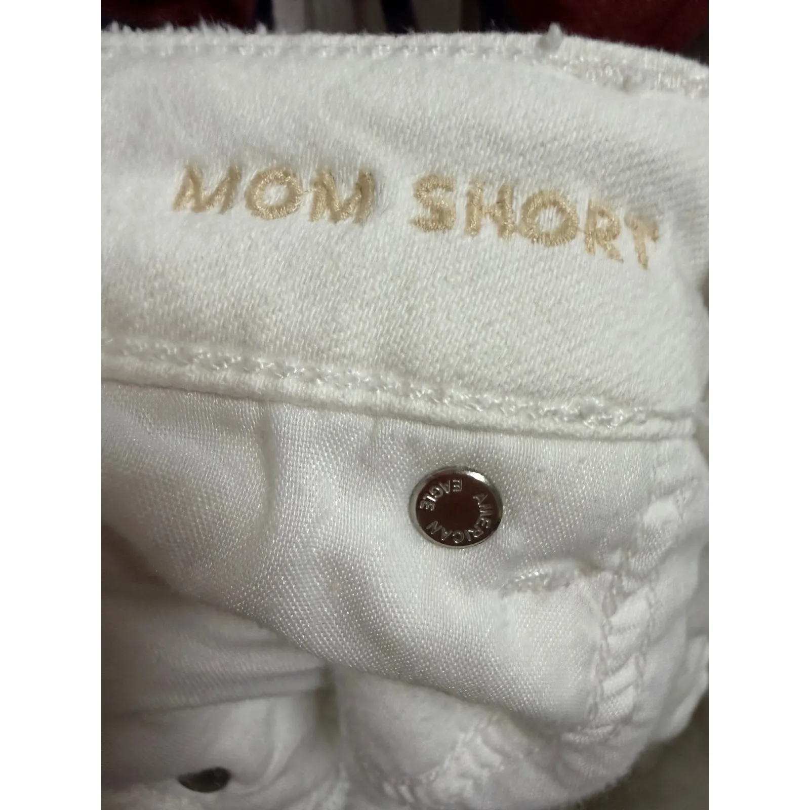 American Eagle  Stretch Mom Shorts Crossover Button White Size 12 High Waist - Image 6