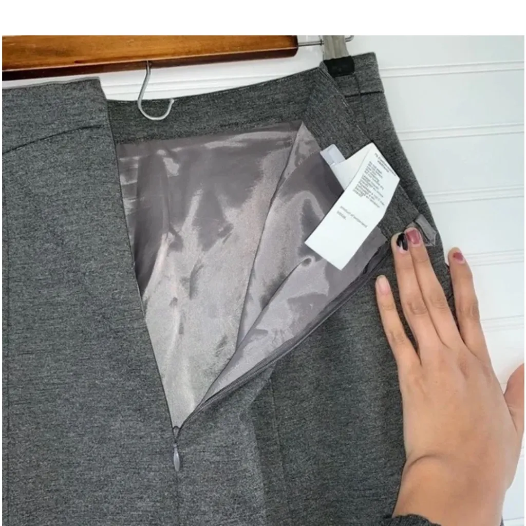 Akris Punto pocketed Gray Knee-Length Pleated Skirt - Image 4