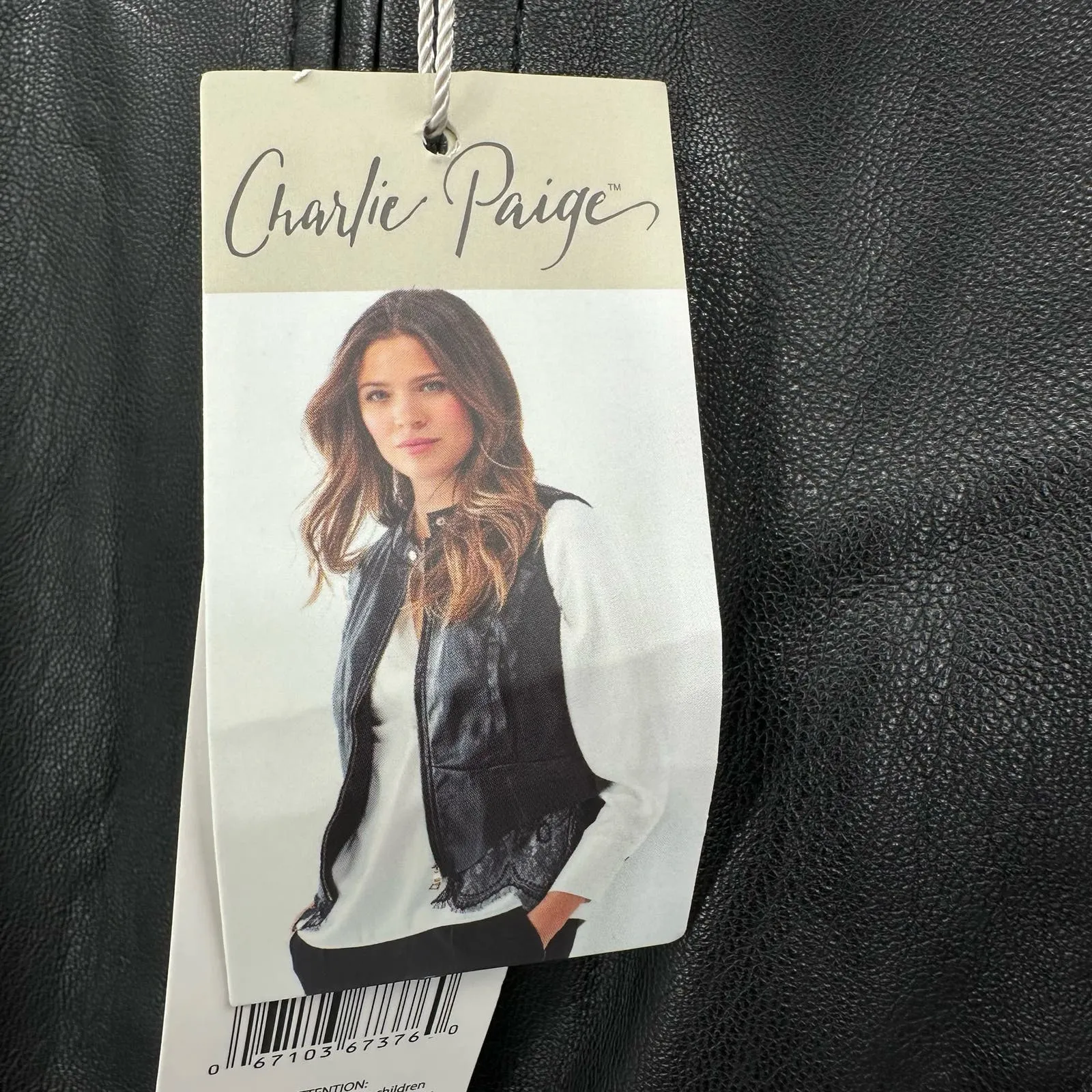Charlie Paige size Large black faux leather zip up‎ vest lace lined NEW - Image 7