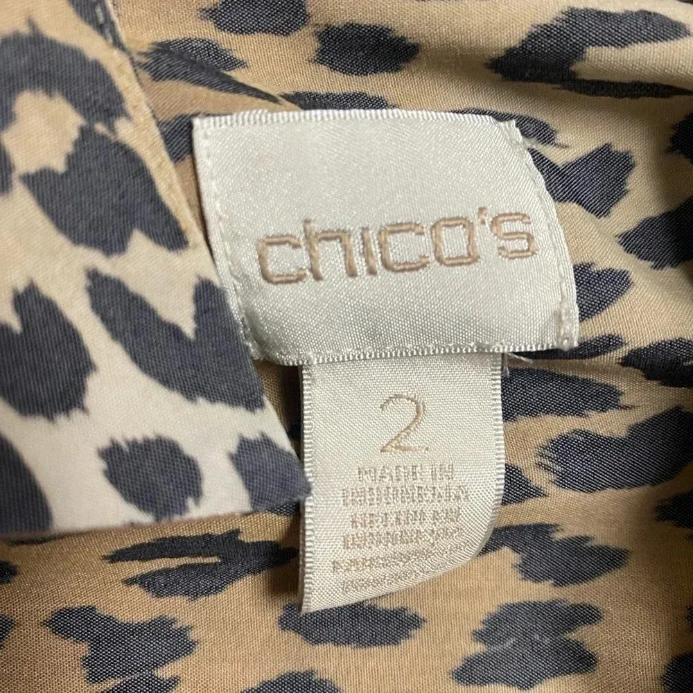 Chico’s Button Down Shirt Brown Tan Cheetah Print Pockets Size 2 Medium 12 - Image 4