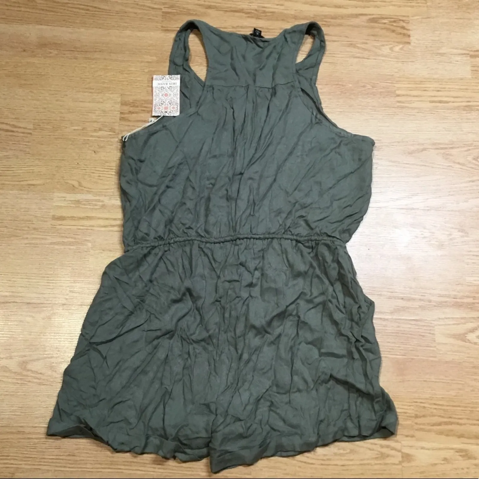 Iris basic NWT  Olive Green Romper - Image 6