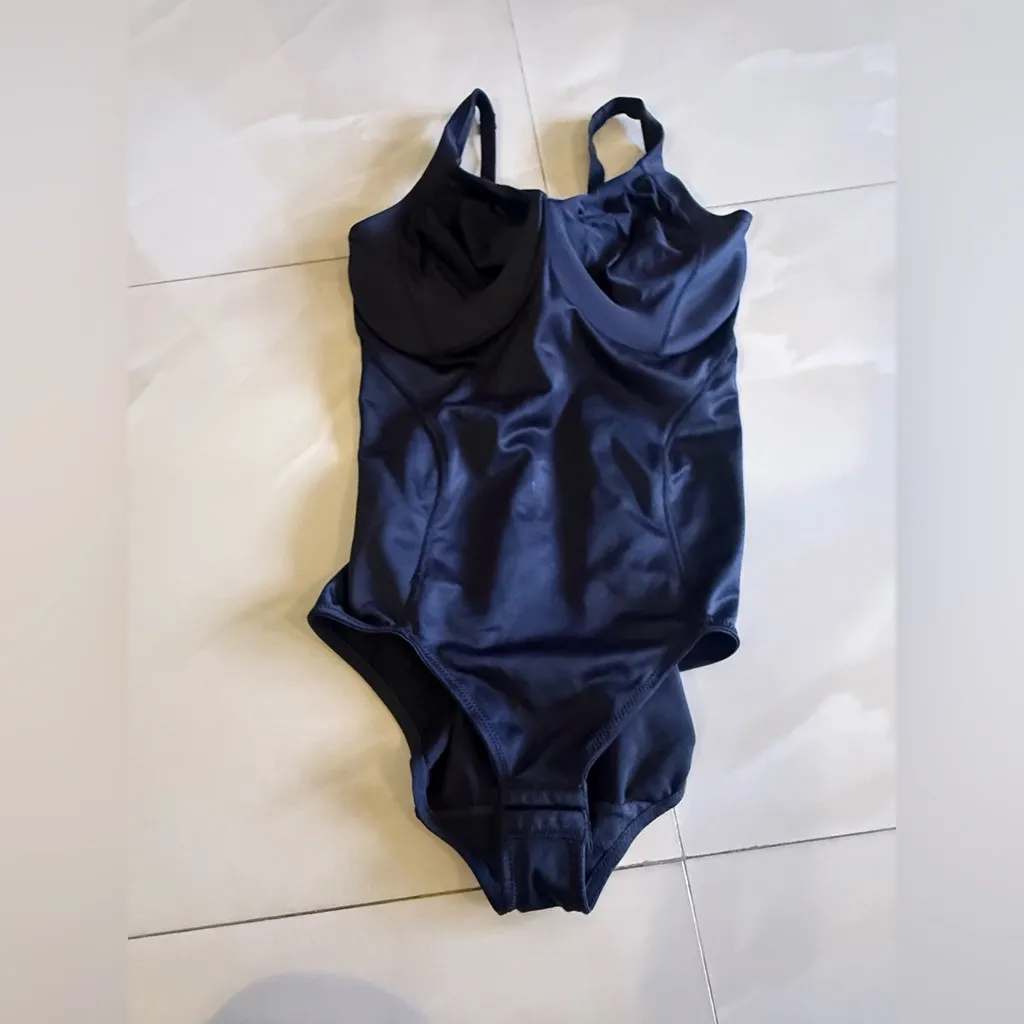 Flexees black bodyshaper bodysuit shape wear 38DD ajustable strap comfy Size undefined - Image 8