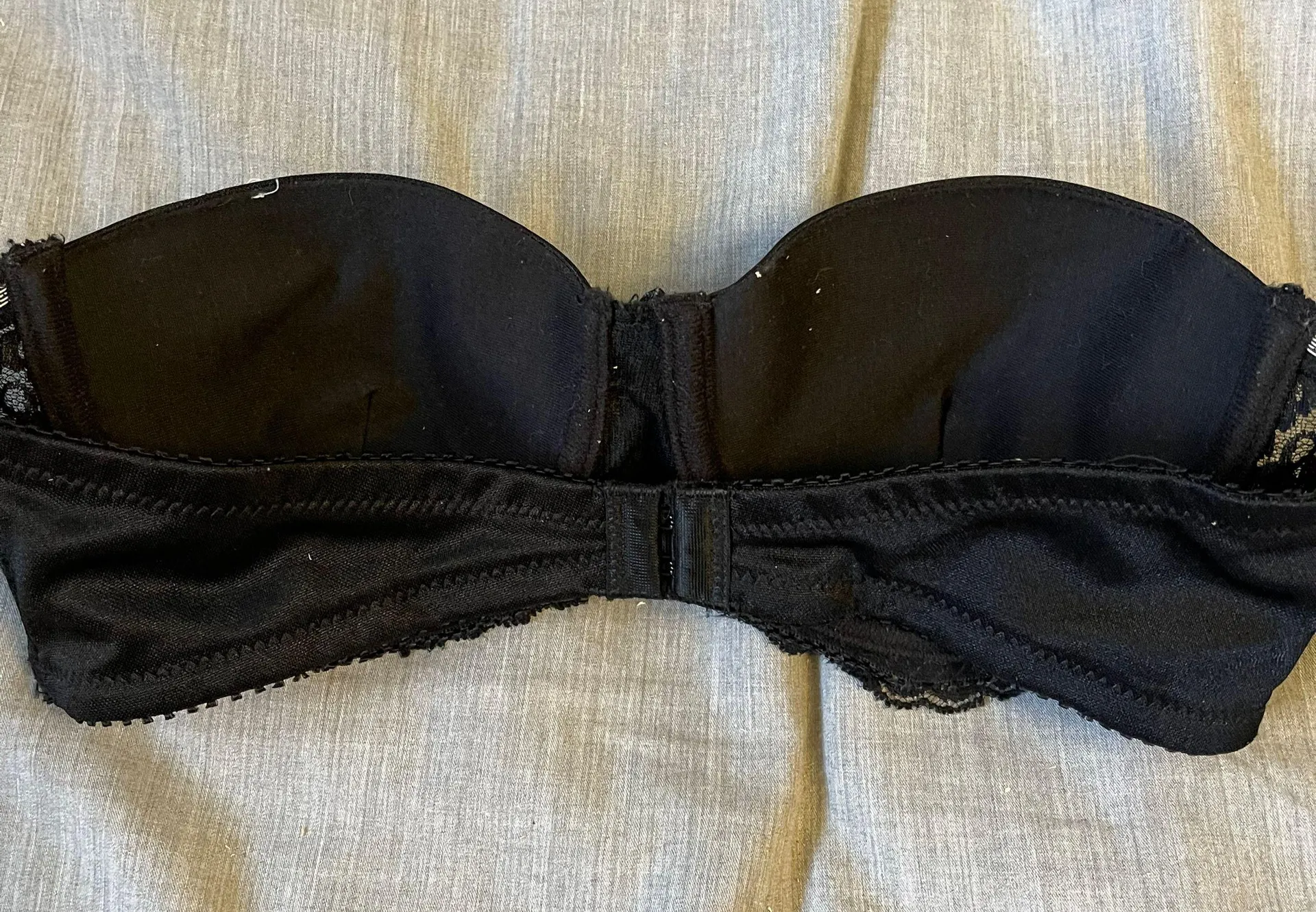 Strapless Bra Black - Image 2