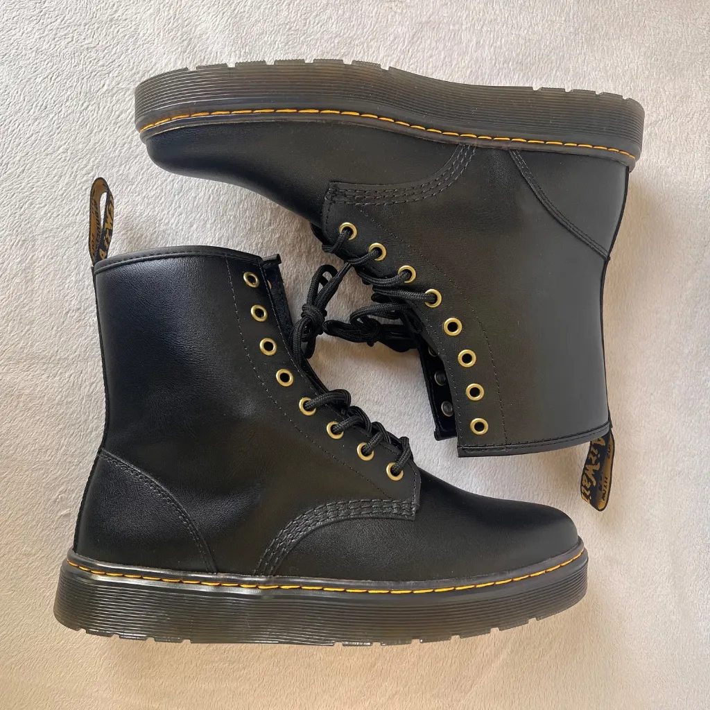 Dr Martens Boots Unisex Black Combat  Smooth Leather Lace Up Shoes Sz 10W / 9M - Image 8