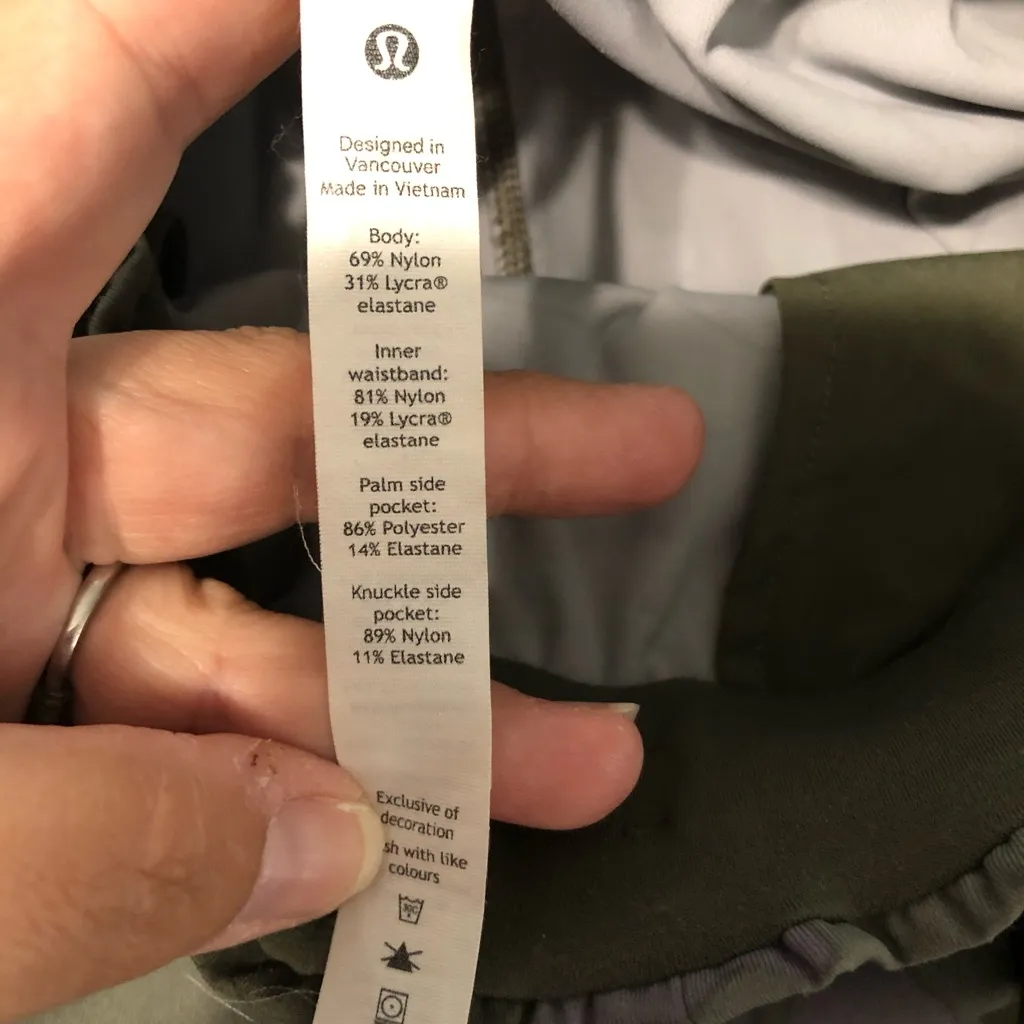 Lululemon athletica camo dusky lavender high rise 365 pants joggers women’s‎ 6 - Image 3