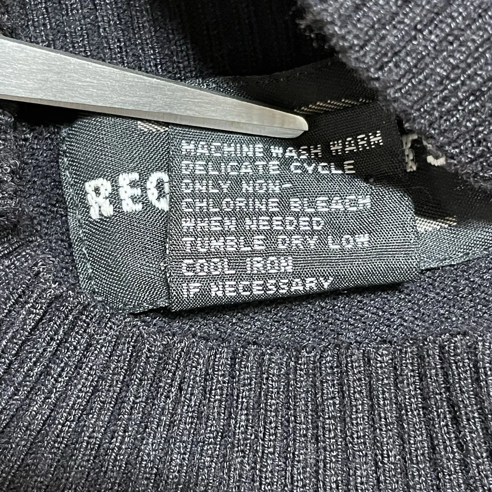 Vintage Requirements Womens‎ S Sweater Pullover Top Black Patched Flower Stitch - Image 7