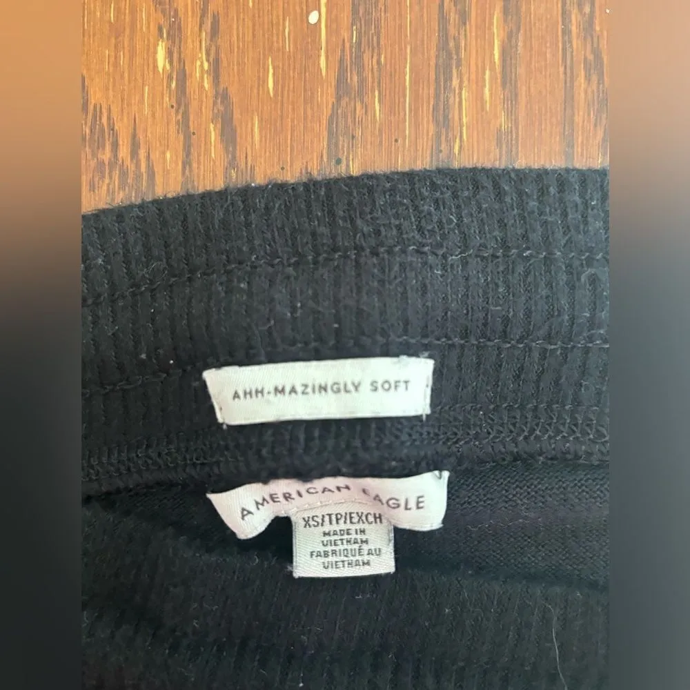 American Eagle black soft drawstring brushed fleece jogger size XS - Image 3