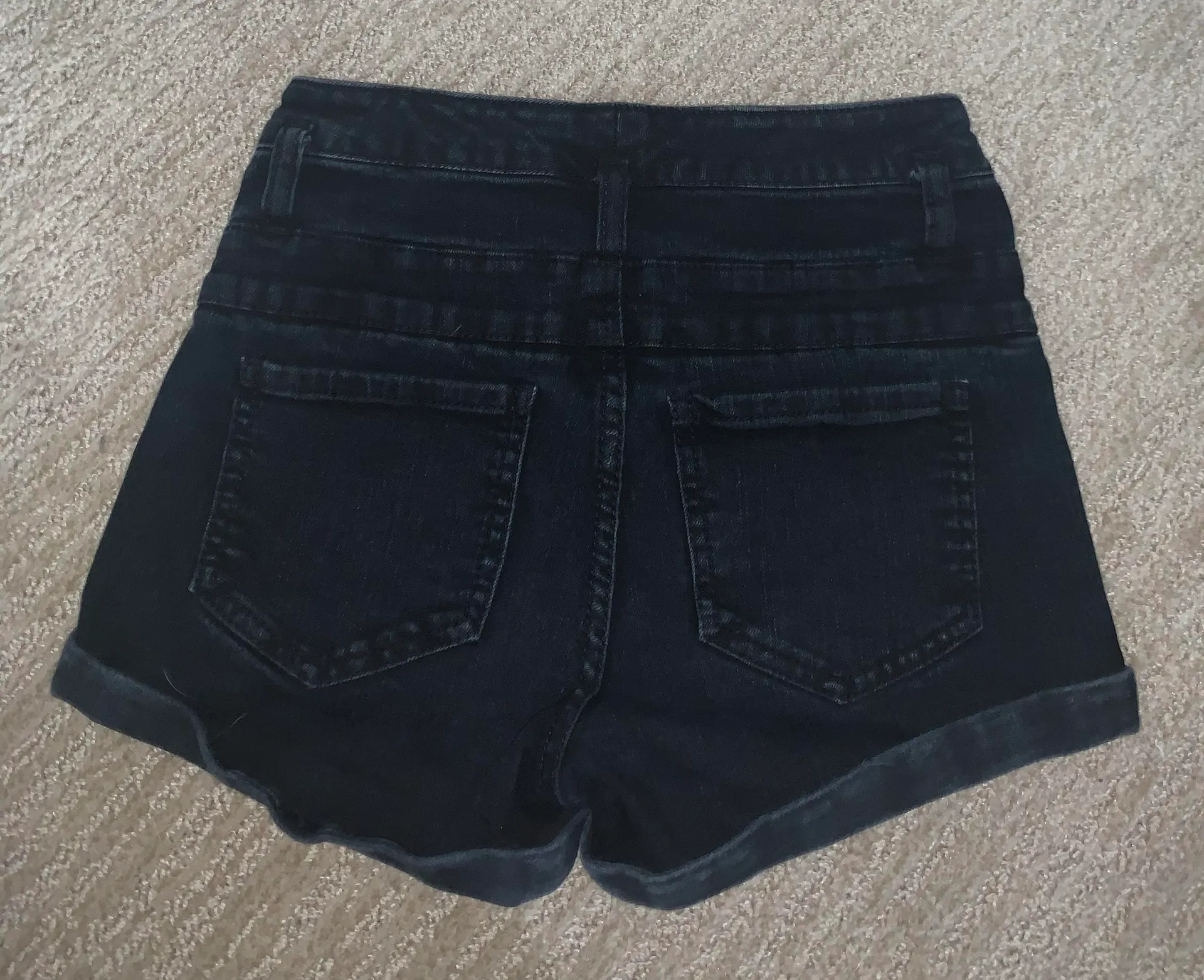 Thrifted Black Jean Shorts Size 00 - Image 2