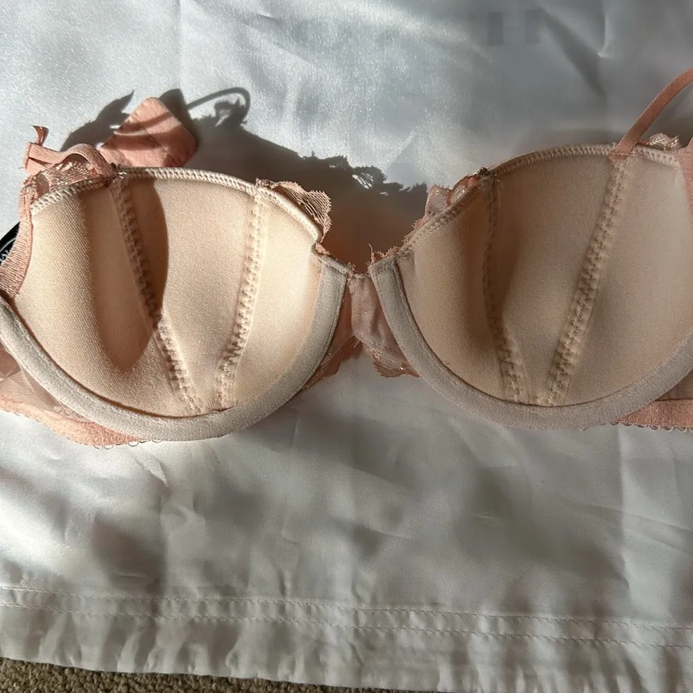 Adore me demi bra peach size 32b NWT - Image 4