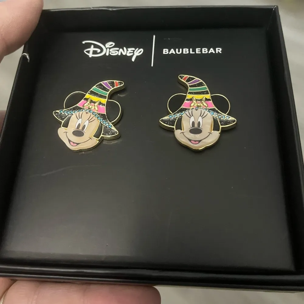 BaubleBar Disney Minnie Mouse witch / sorcerer earrings for Halloween BNIB - Image 2
