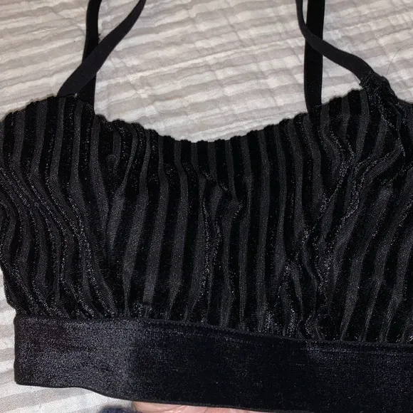 Colsie Black bralette satin/velvet stripes size XS - Image 2