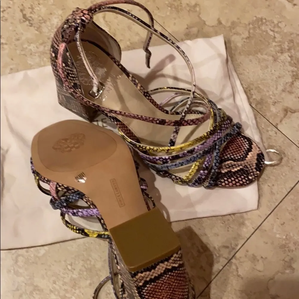 Vince Camuto shoes - Image 2