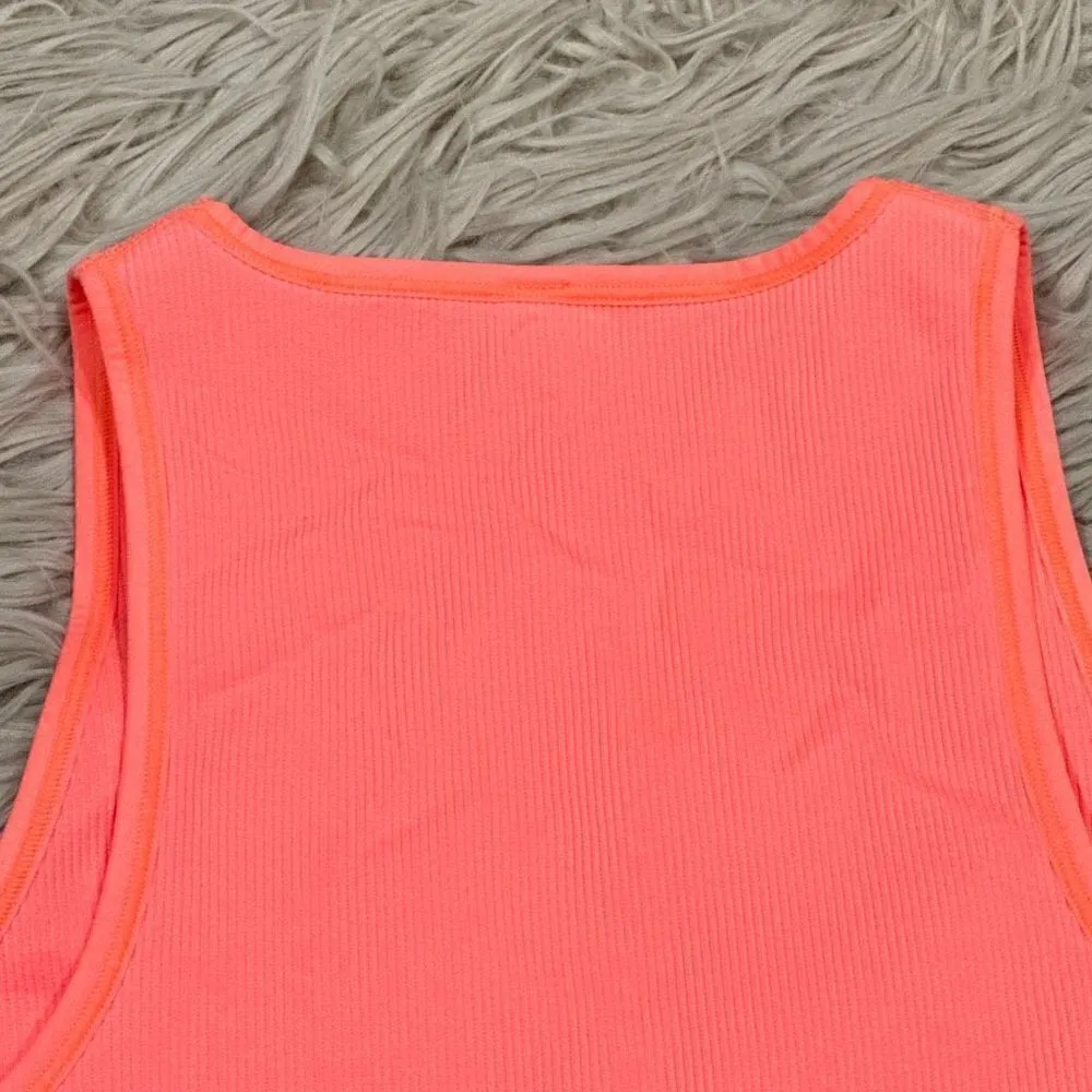 Athleta crop top sports bra size large - Image 4