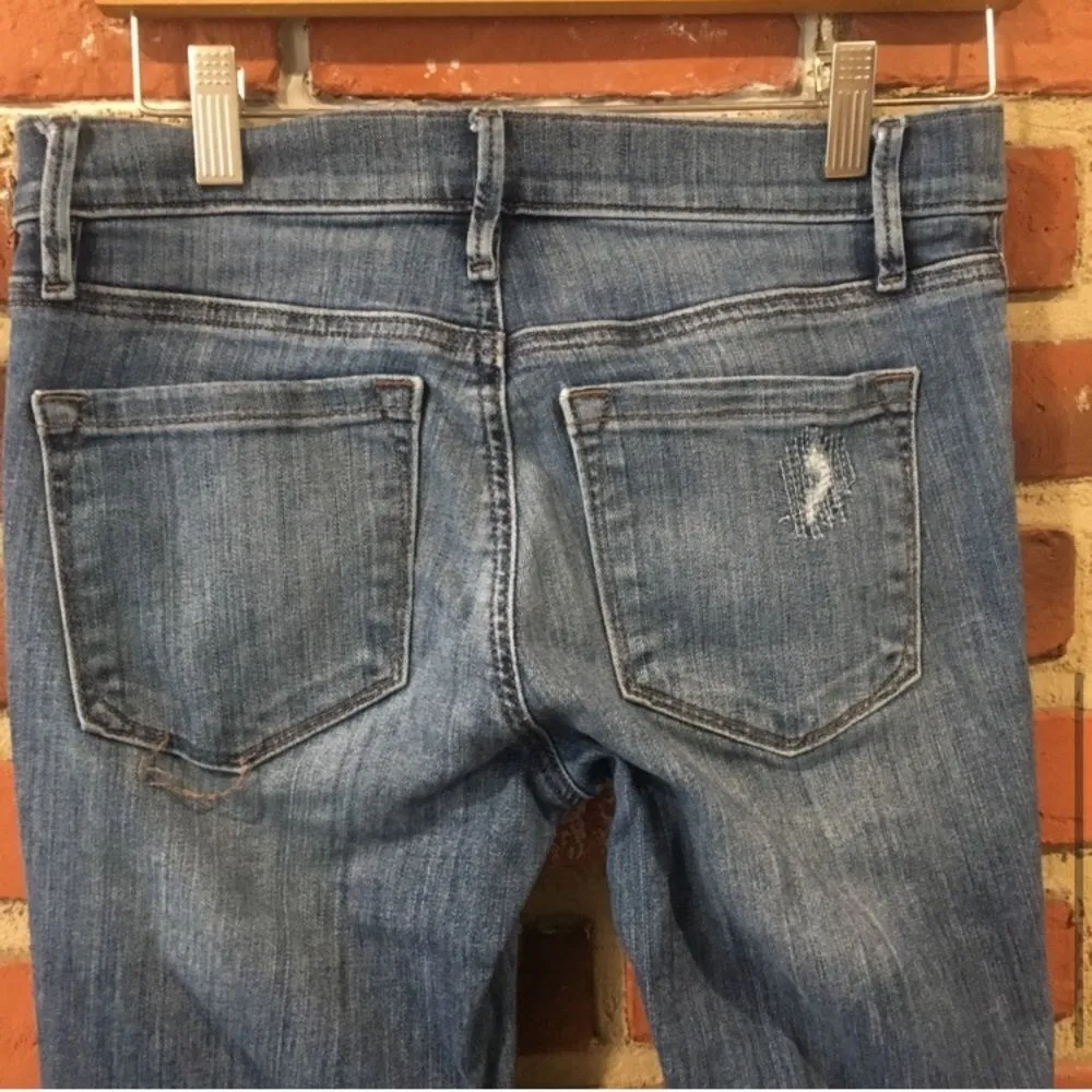 LOFT distressed Skinny jeans sz 2 - Image 4