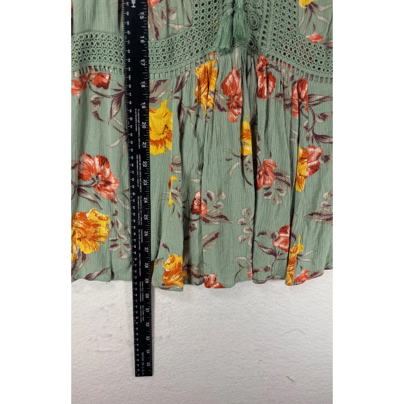 TORRID 1 Floral Print  V Neck Babydoll Gauze Crochet Trim Lace-Up Top 1x 14 16 - Image 7