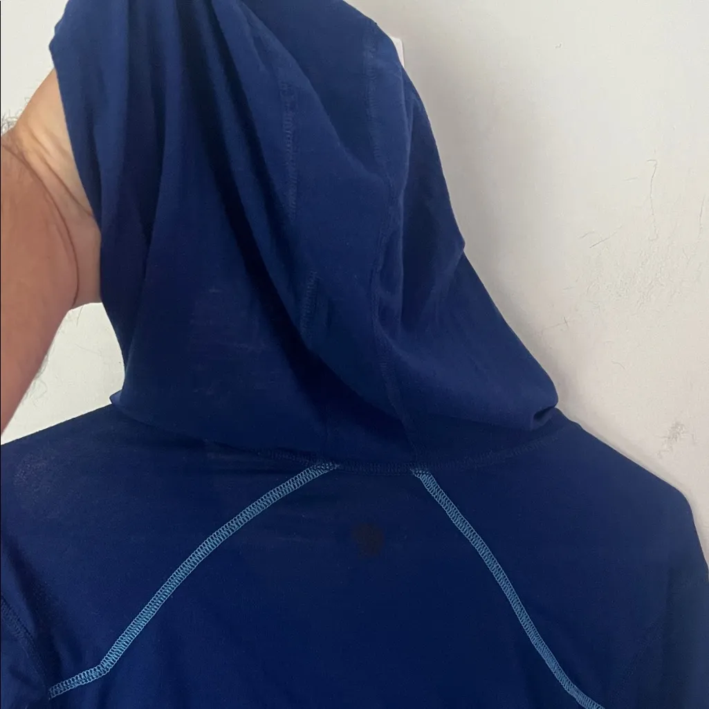 Mountain Hardware Women’s Blue Long sleeve Hiking Top Size Lg 🔲 - Image 7