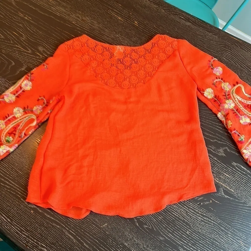 Fig and Flower Orange Boho Floral Embroidered Flare sleeve Tunic top sz small - Image 12