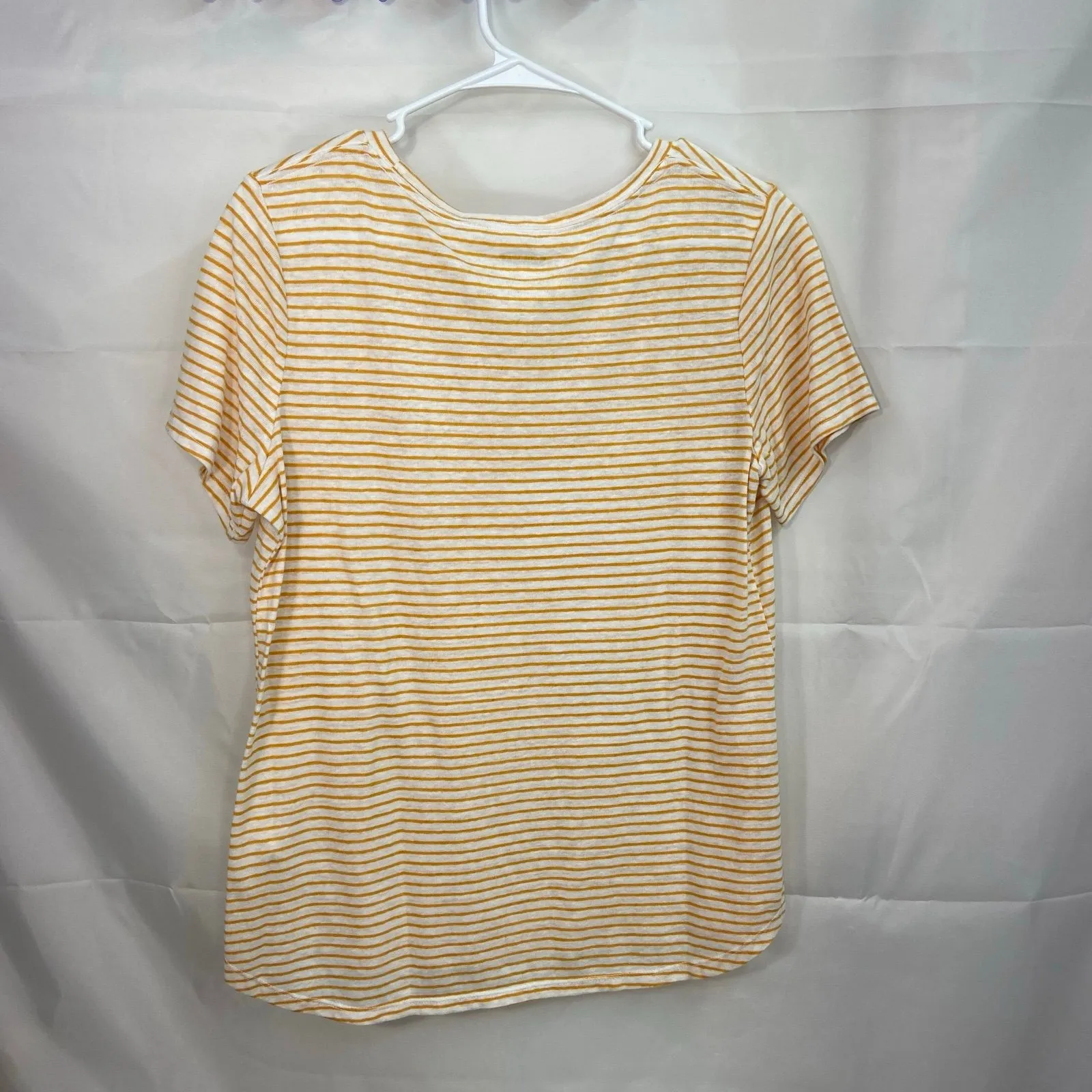 EUC Old Navy women's yellow white striped linen blend casual relaxed Tshirt M‎ - Image 5