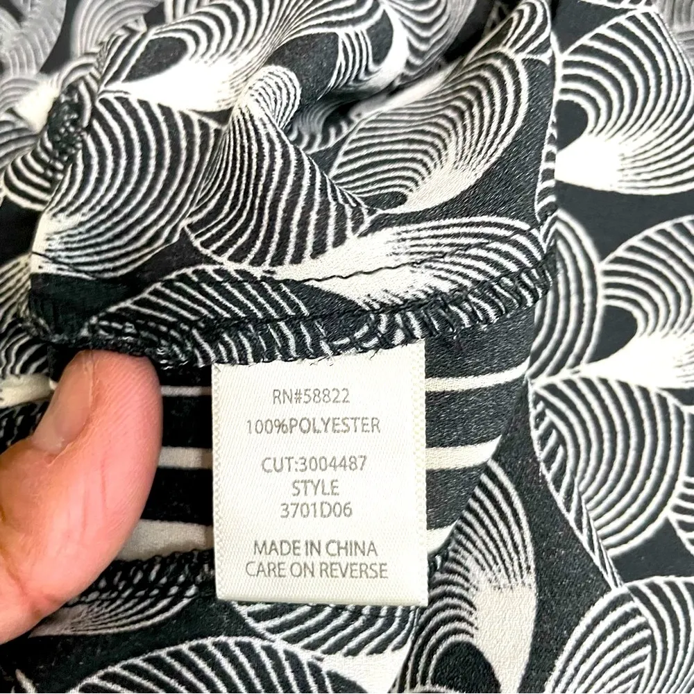 Max Studio Wide Leg Neutral Geometric Black White Print Pull-Up Pants Size L - Image 11